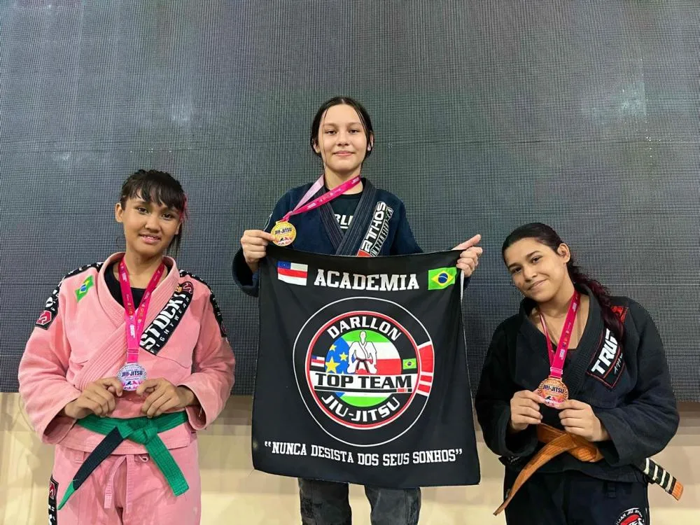 Protagonismo feminino: Copa de Jiu-Jitsu reúne 130 atletas de 11 academias em Parintins